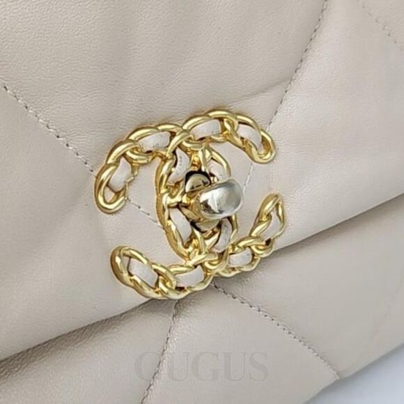 Chanel 19 Flap Bag Large - Picture 4 of 6